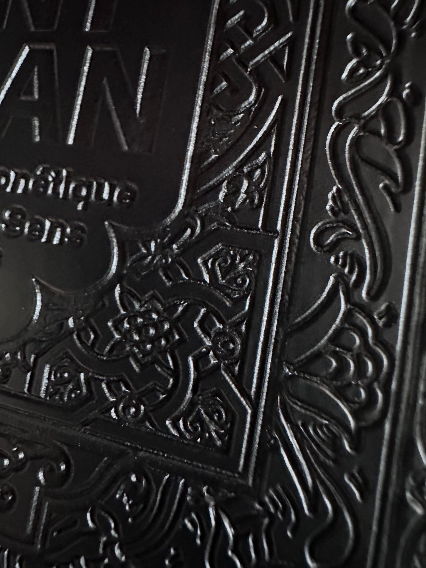 Coran Noir Premium. 114 onglets